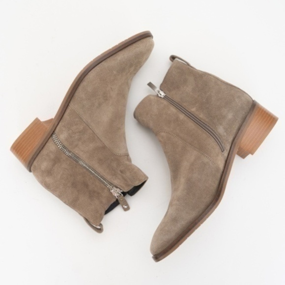 Aquatalia. New! Fuoco Suede Ankle Boots. - Picture 1 of 11